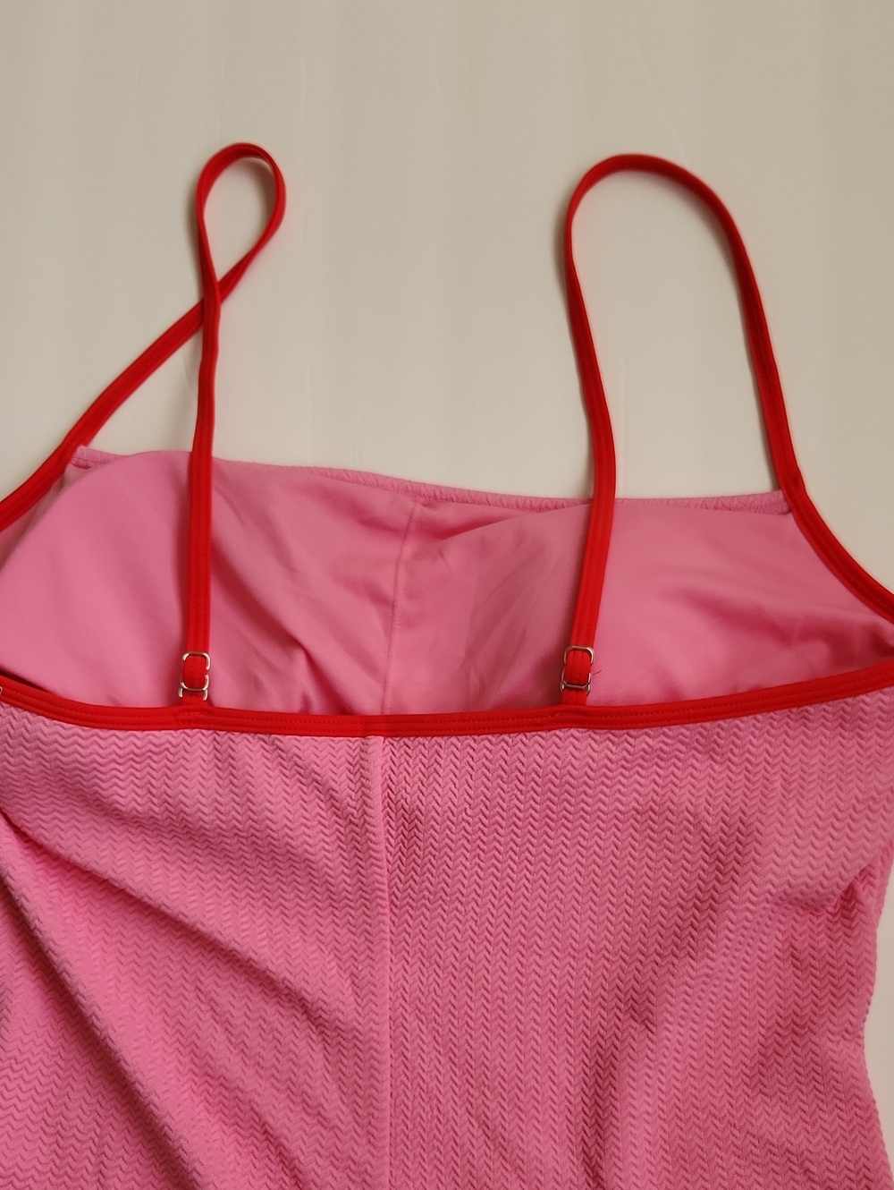 NWT Wild Fable One-Piece Swimsuit Pink with Red Trim XL - Picture 4 of 4